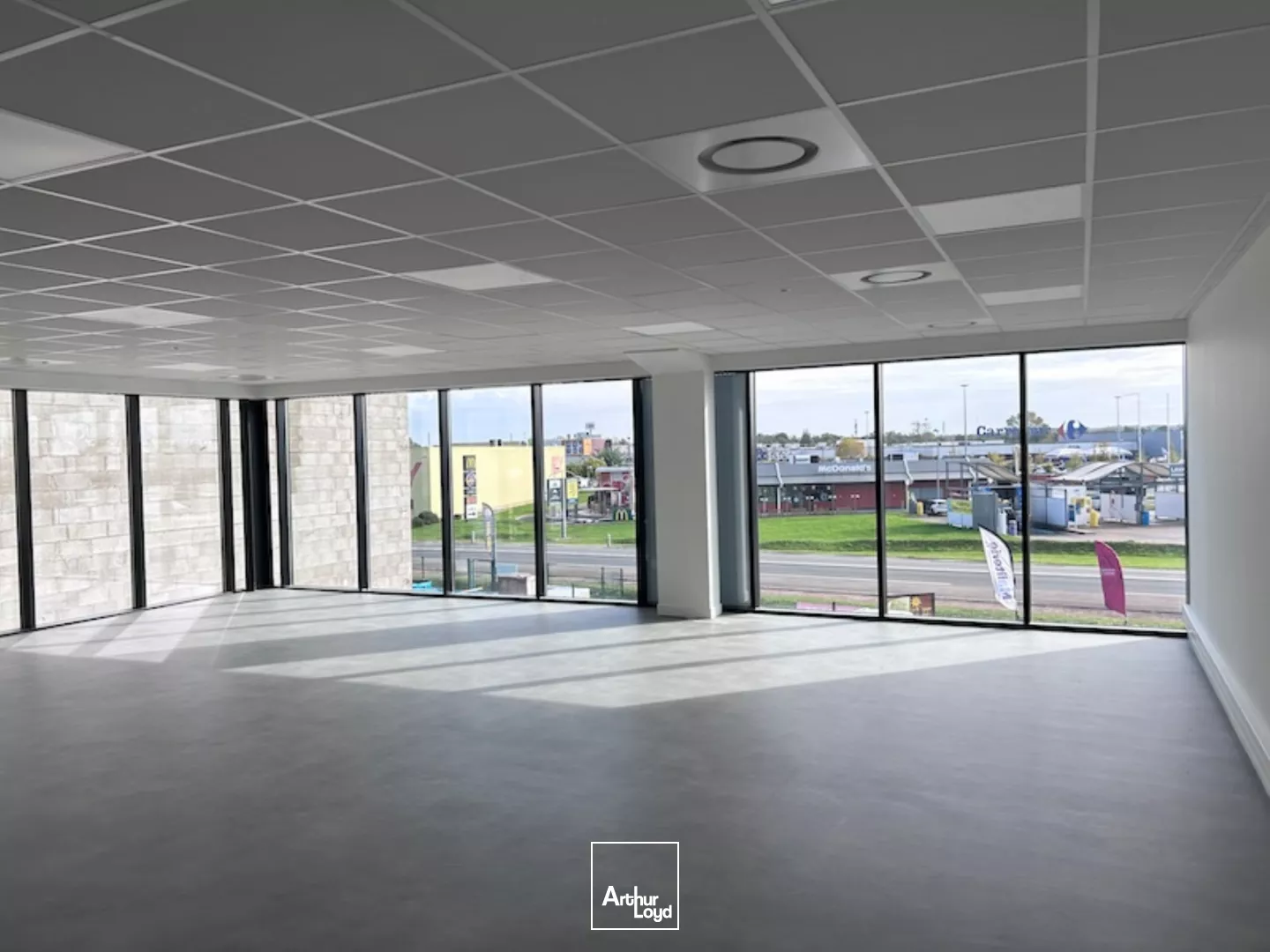 MACON SUD | Bureaux à louer | Crêches sur Saône