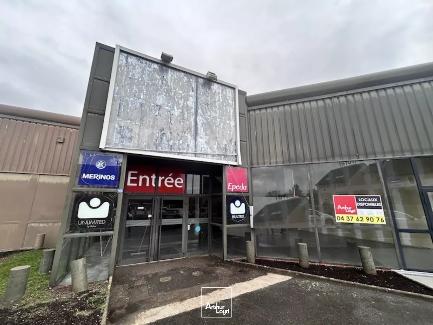 MACON SUD - LOCAL COMMERCIAL - LOCATION - BOUCHARDES