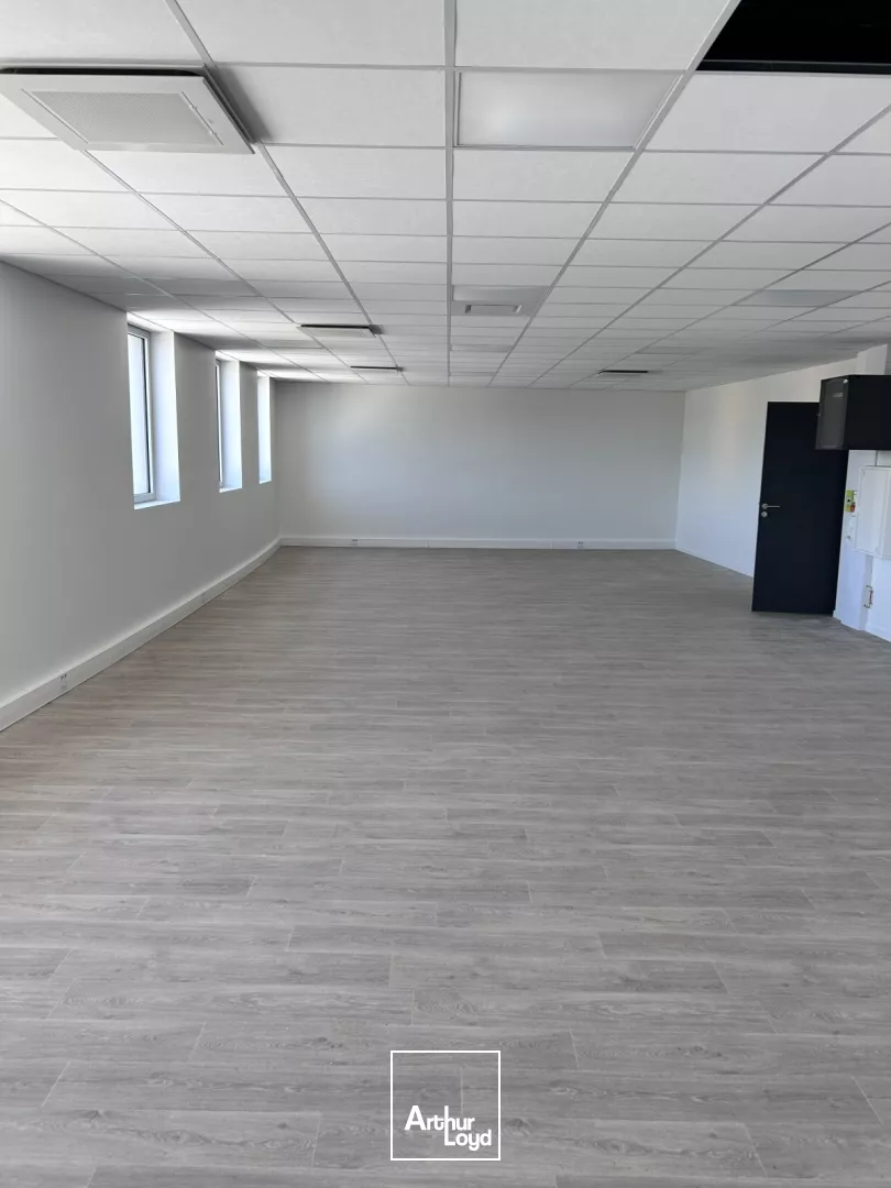 BOURG EN BRESSE - BUREAUX NEUFS A LOUER - CENTRE VILLE