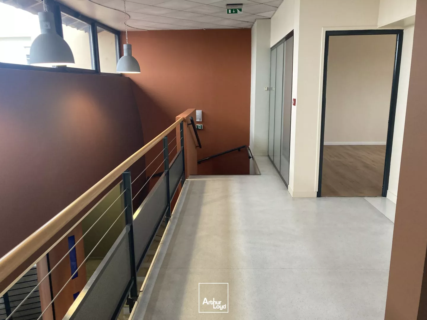 Local commercial à louer à Crêches sur Saône, visibilité exceptionnelle sur la Route Nationale