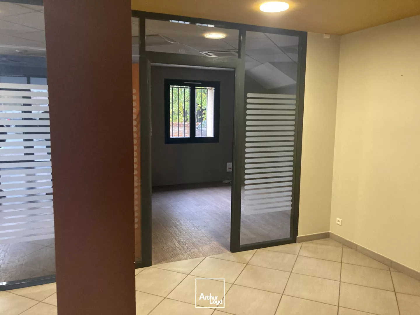 Local commercial à louer à Crêches sur Saône, visibilité exceptionnelle sur la Route Nationale