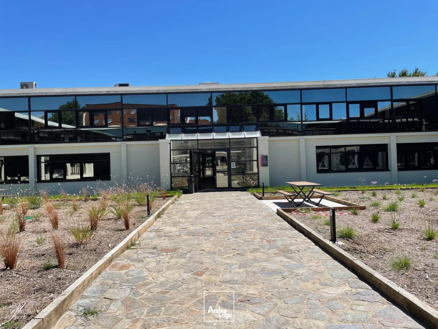 BUREAUX A LOUER - PARC D'AFFAIRES DE LA RIVIERE - NANTES
