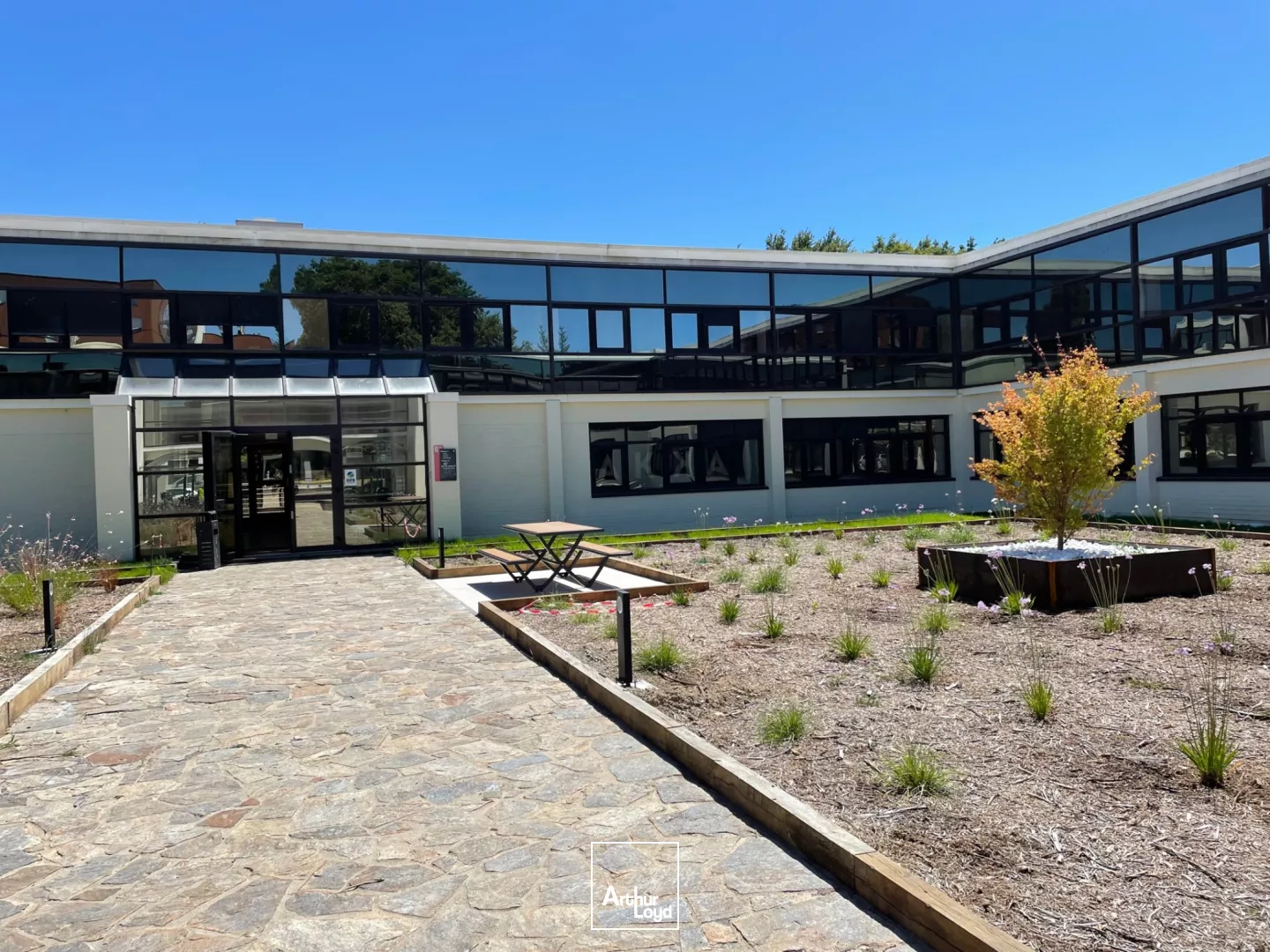 BUREAUX A LOUER - PARC D'AFFAIRES DE LA RIVIERE - NANTES