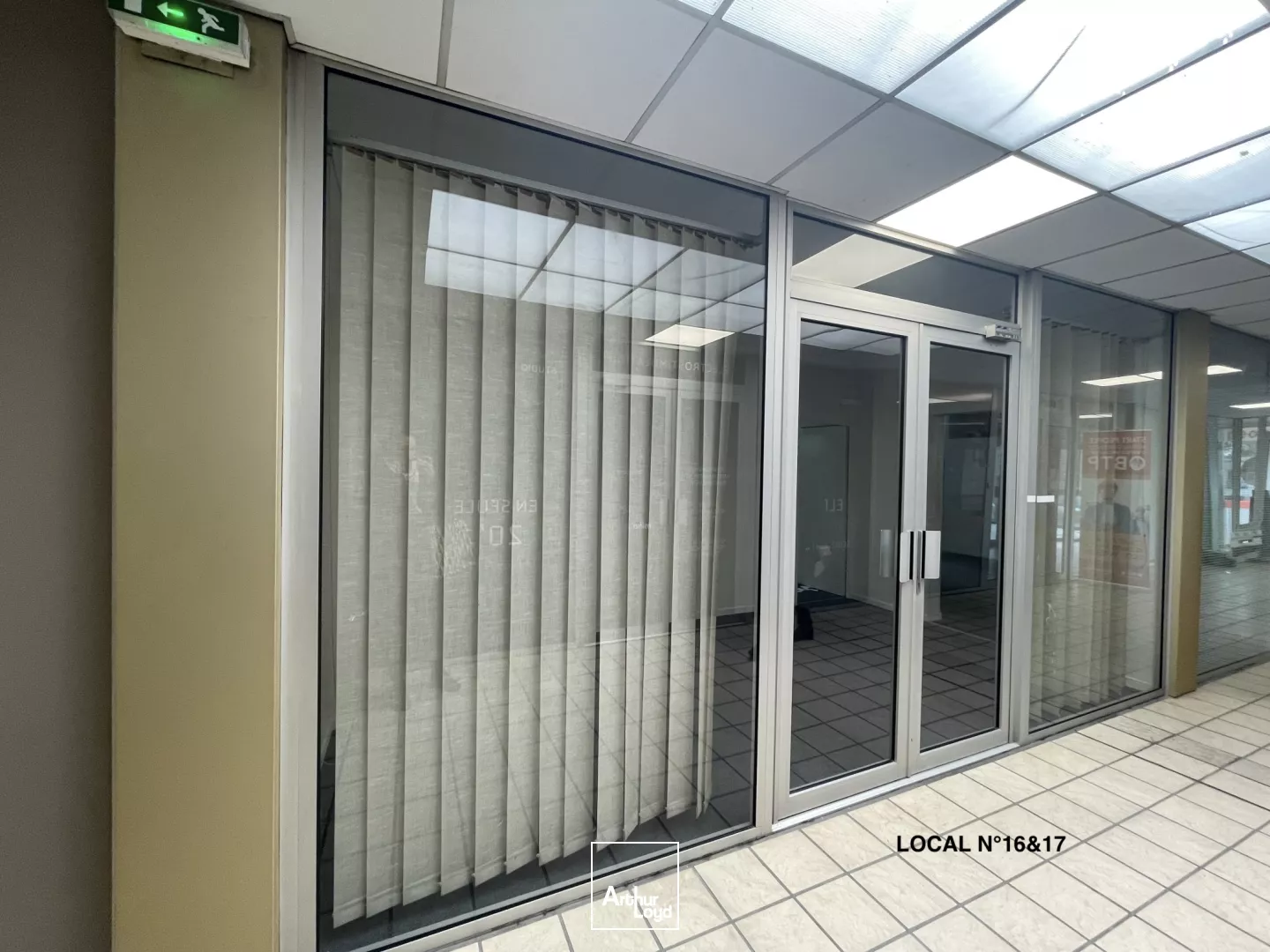 BUREAUX COMMERCE A LOUER - ORVAULT GRAND VAL - NANTES NORD