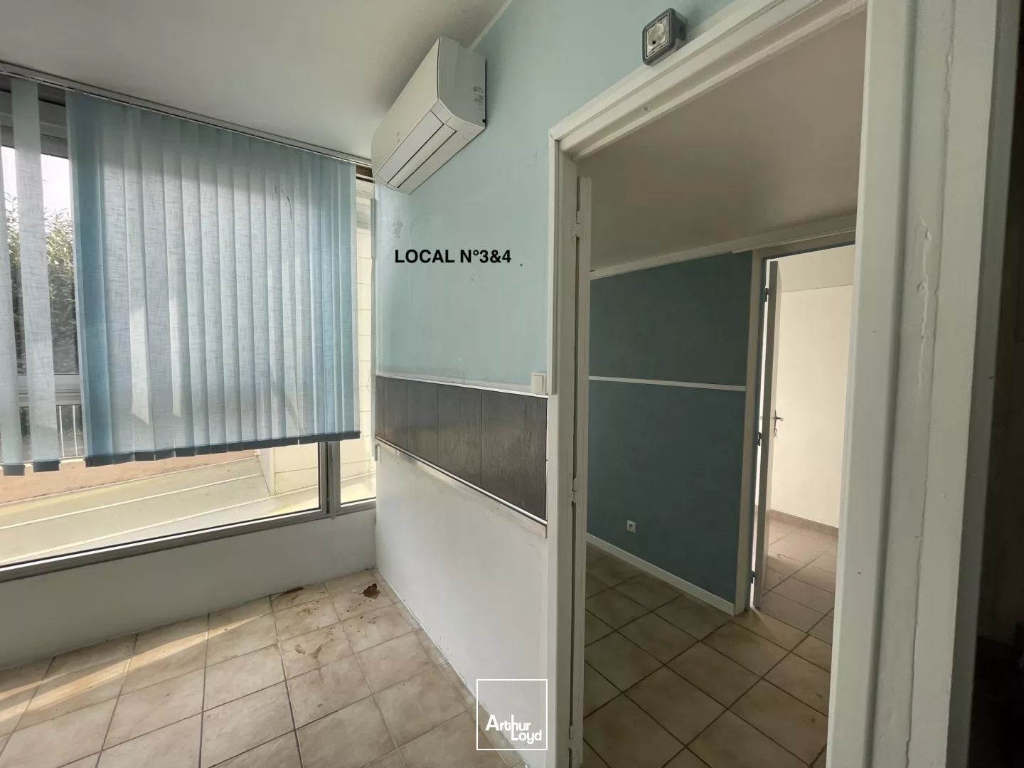 BUREAUX COMMERCE A LOUER - ORVAULT GRAND VAL - NANTES NORD