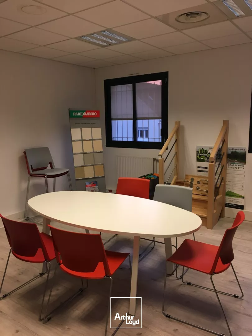 LOCATION BUREAU ORVAULT GRAND VAL 152 M2