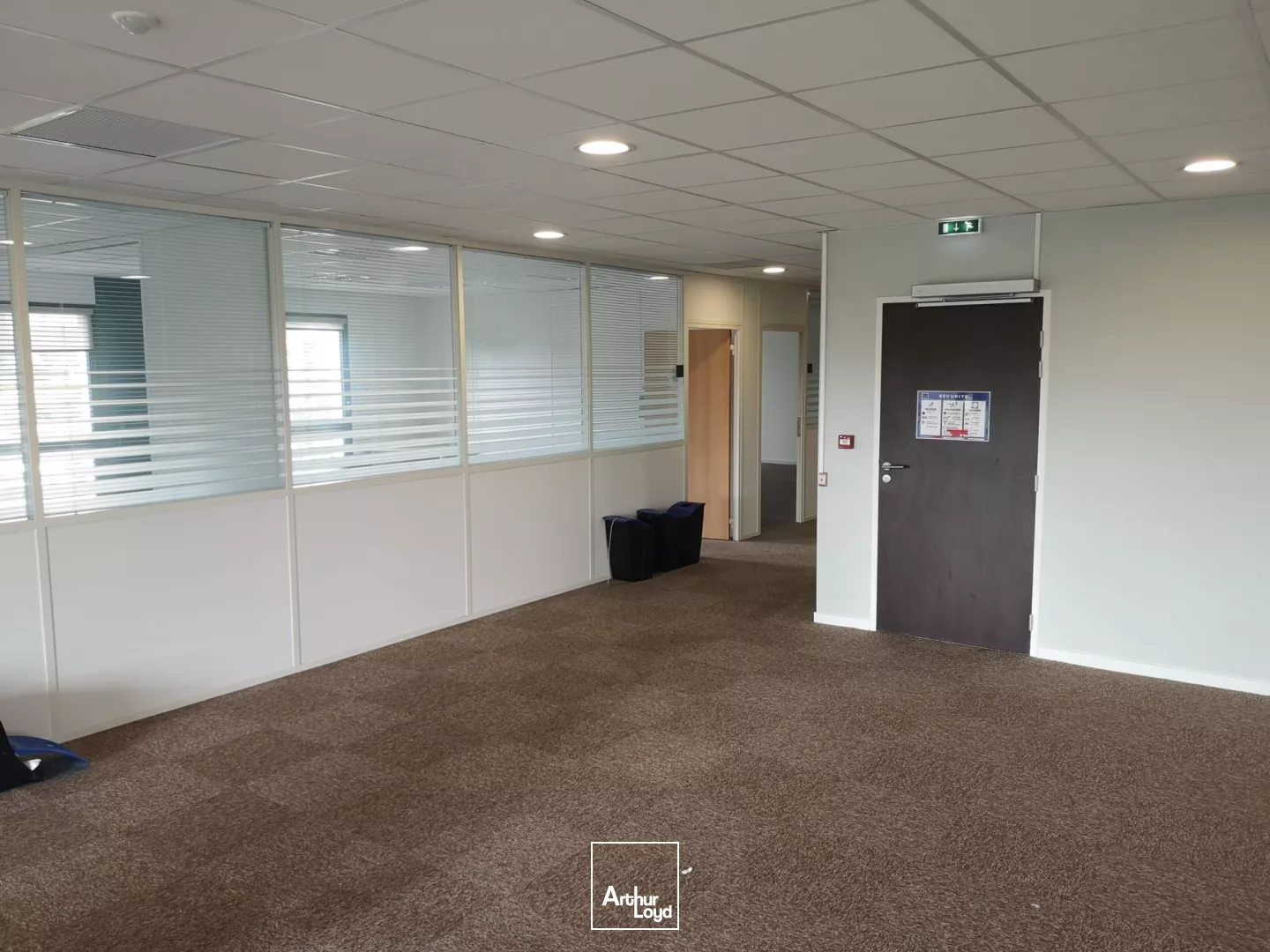 BUREAUX A LOUER A VENDRE - NANTES - 1660M2 DIVISIBLES