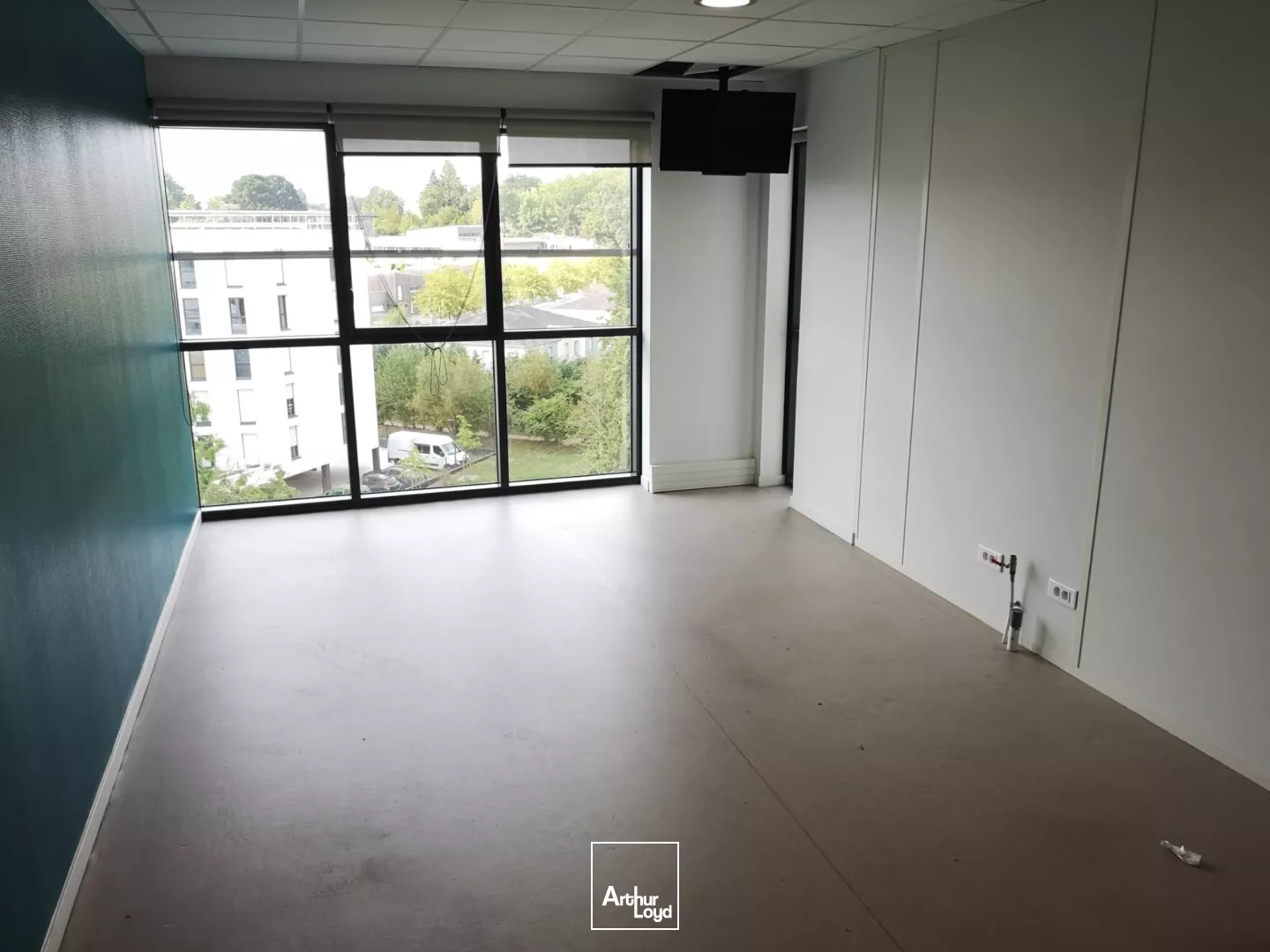 BUREAUX A LOUER A VENDRE - NANTES - 1660M2 DIVISIBLES