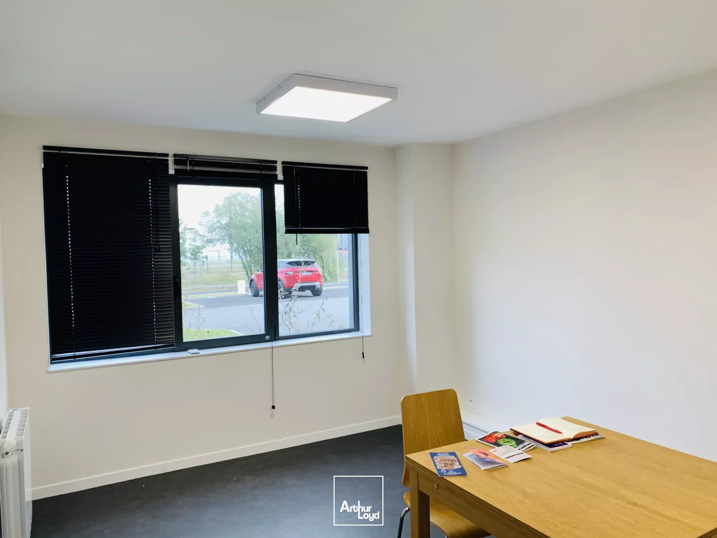 BUREAUX A LOUER 15 A 30 M2 - SAINT NAZAIRE - ZONE DE BRAIS