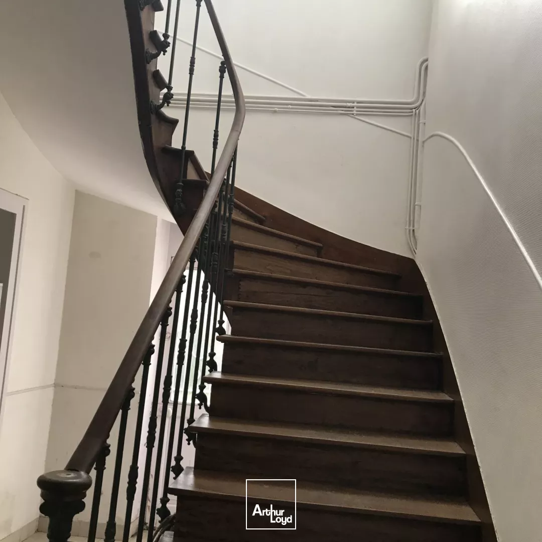 LOCATION BUREAUX - PARKING - SAINT NAZAIRE - 390 M2 