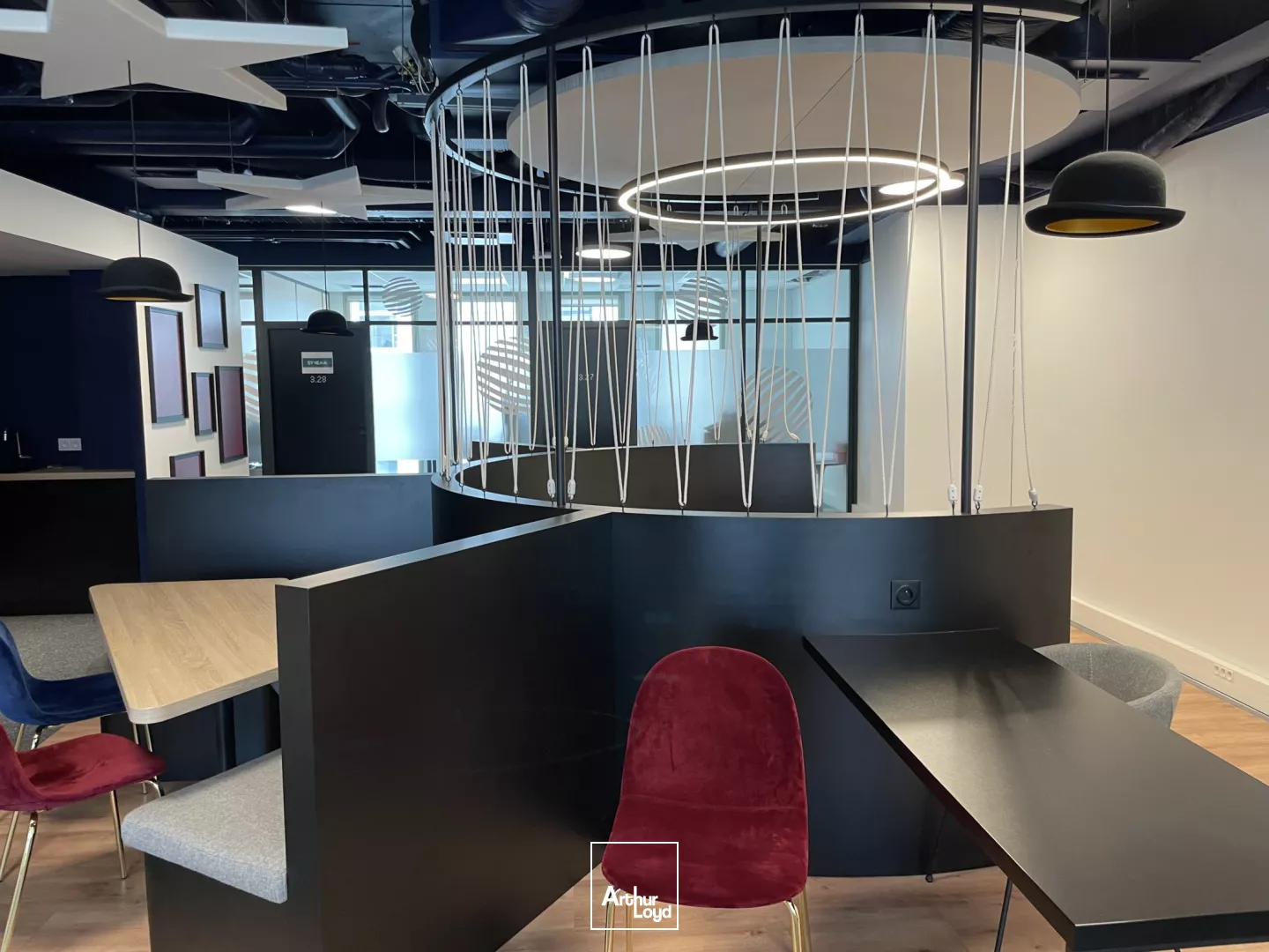 LOCATION DE BUREAUX AVEC CONTRAT D'UNE GRANDE SOUPLESSE 