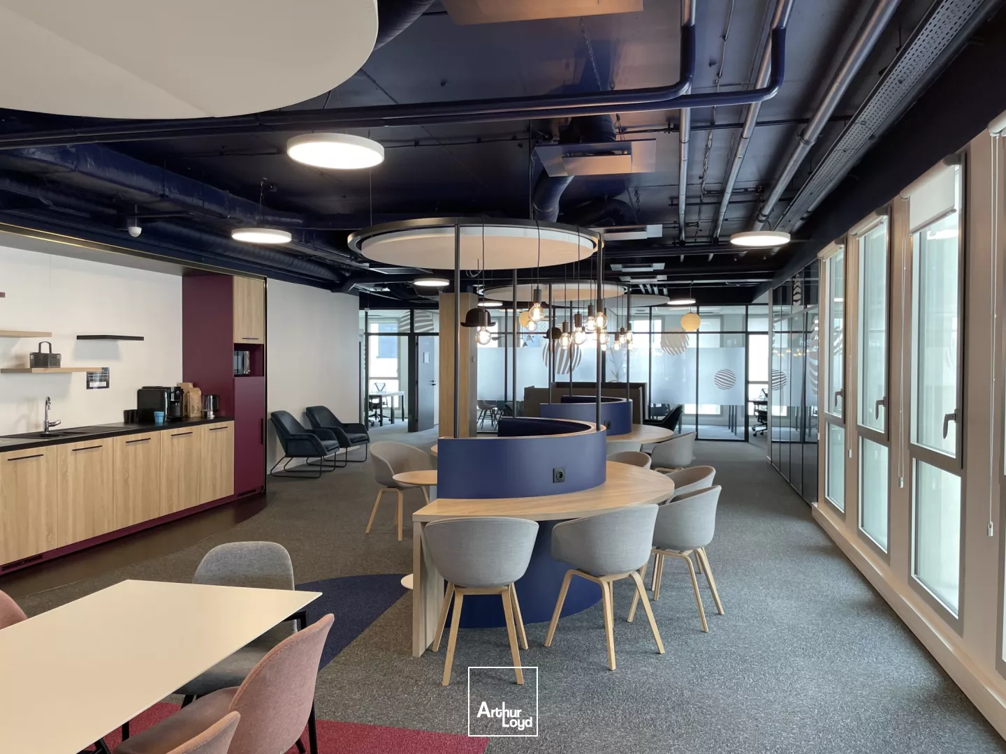 LOCATION DE BUREAUX AVEC CONTRAT D'UNE GRANDE SOUPLESSE 