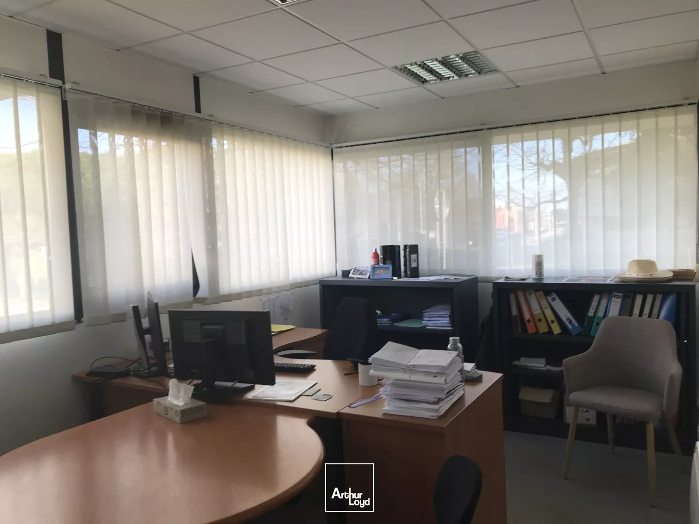 A VENDRE - A LOUER - BUREAUX - 440 M2 -ST NAZAIRE - OUEST - UNIVERSITE