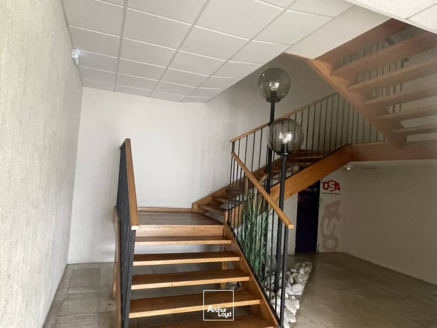 BUREAUX -SUPERFICIES FLEXIBLES-NANTES-EST