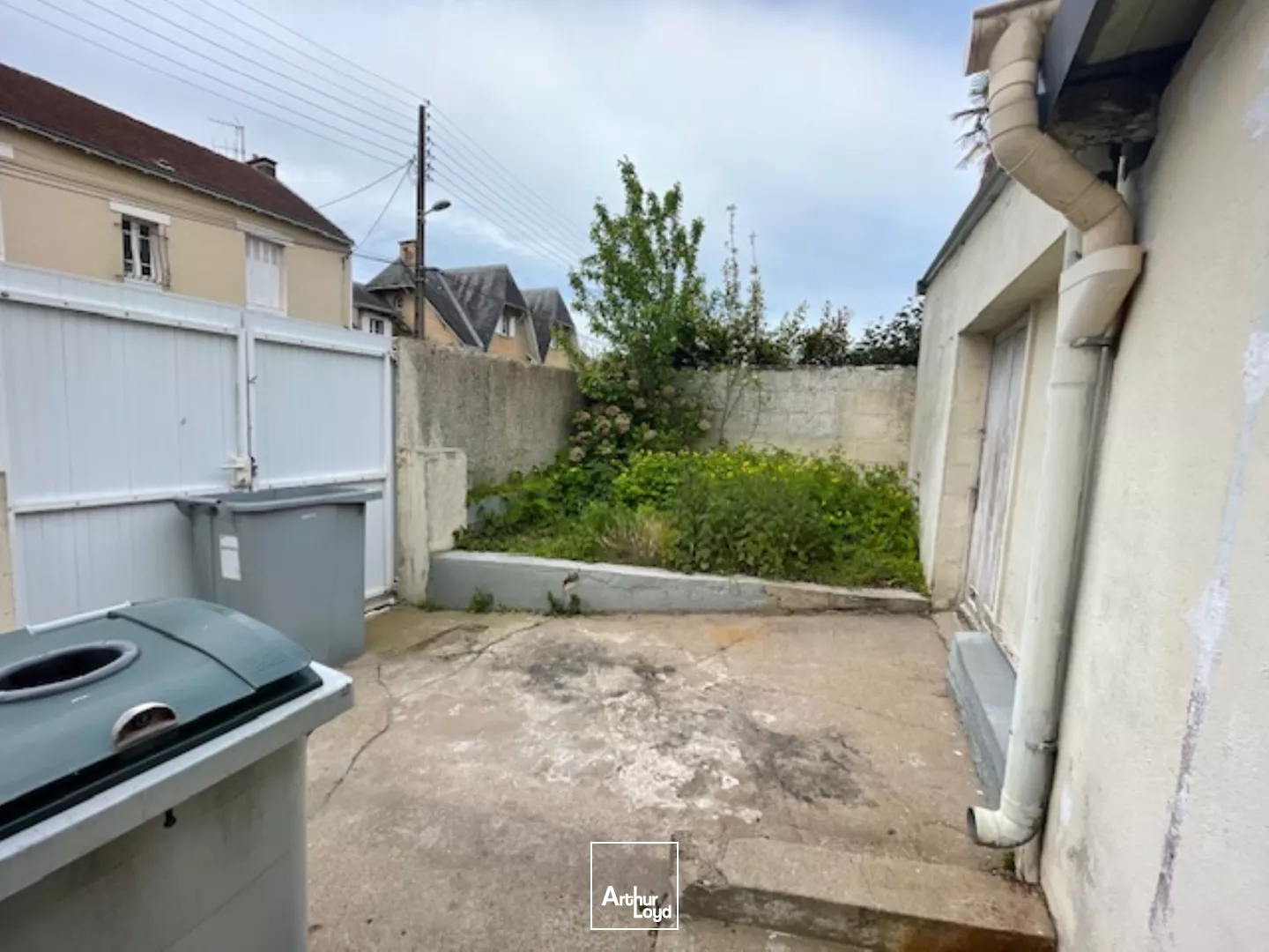 Local commercial boulevard schuman location professionnelle