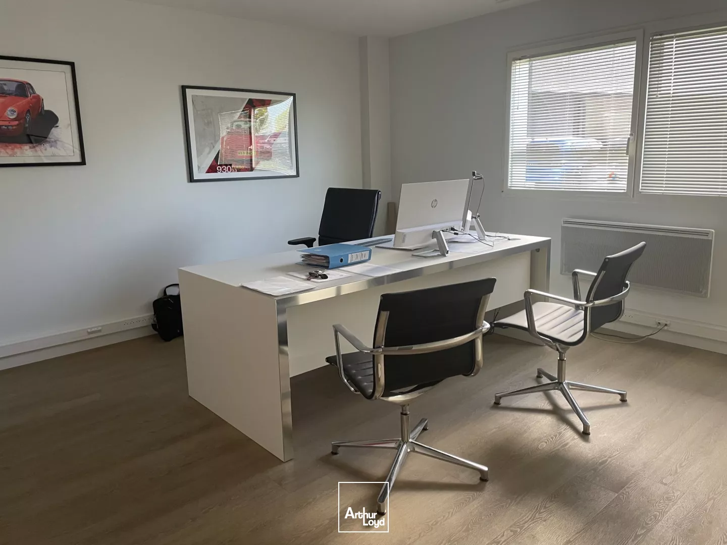 A LOUER - LOCAL ACTIVITE - ENTREPOT - LA CHAPELLE SUR ERDRE