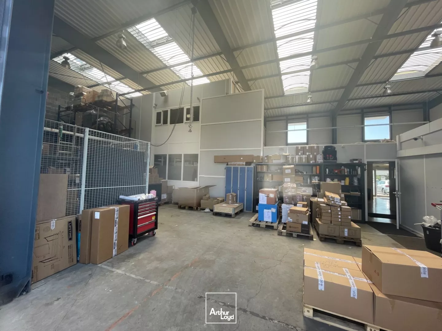 A LOUER - STOCKAGE - 400 M2 - ST NAZAIRE