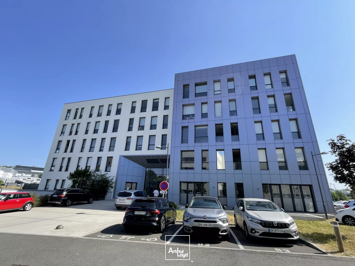 BUREAUX A LOUER 455 m2 NANTES NORD