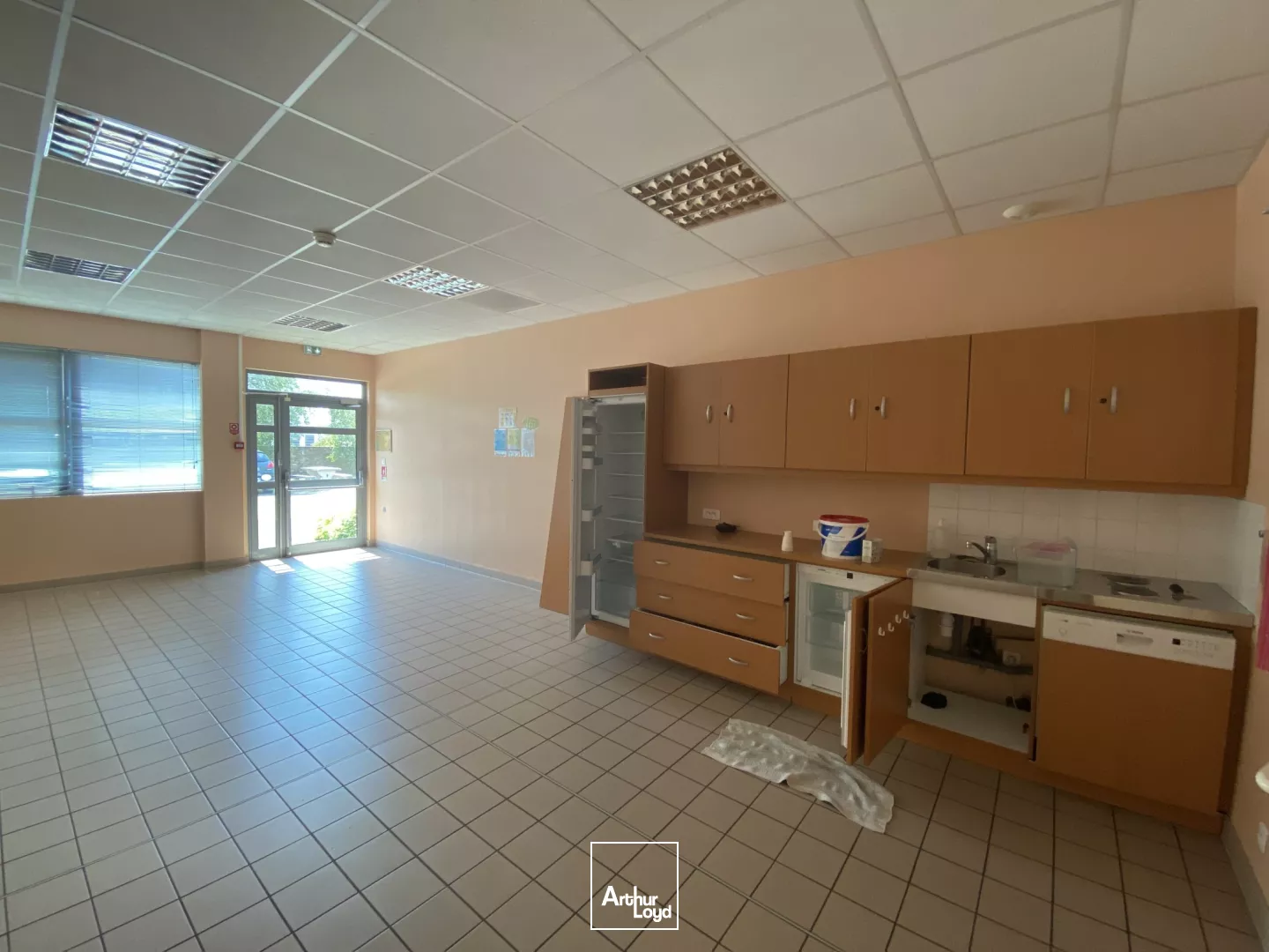 LOCAUX ACTIVITES - 5500m2 - Paimboeuf