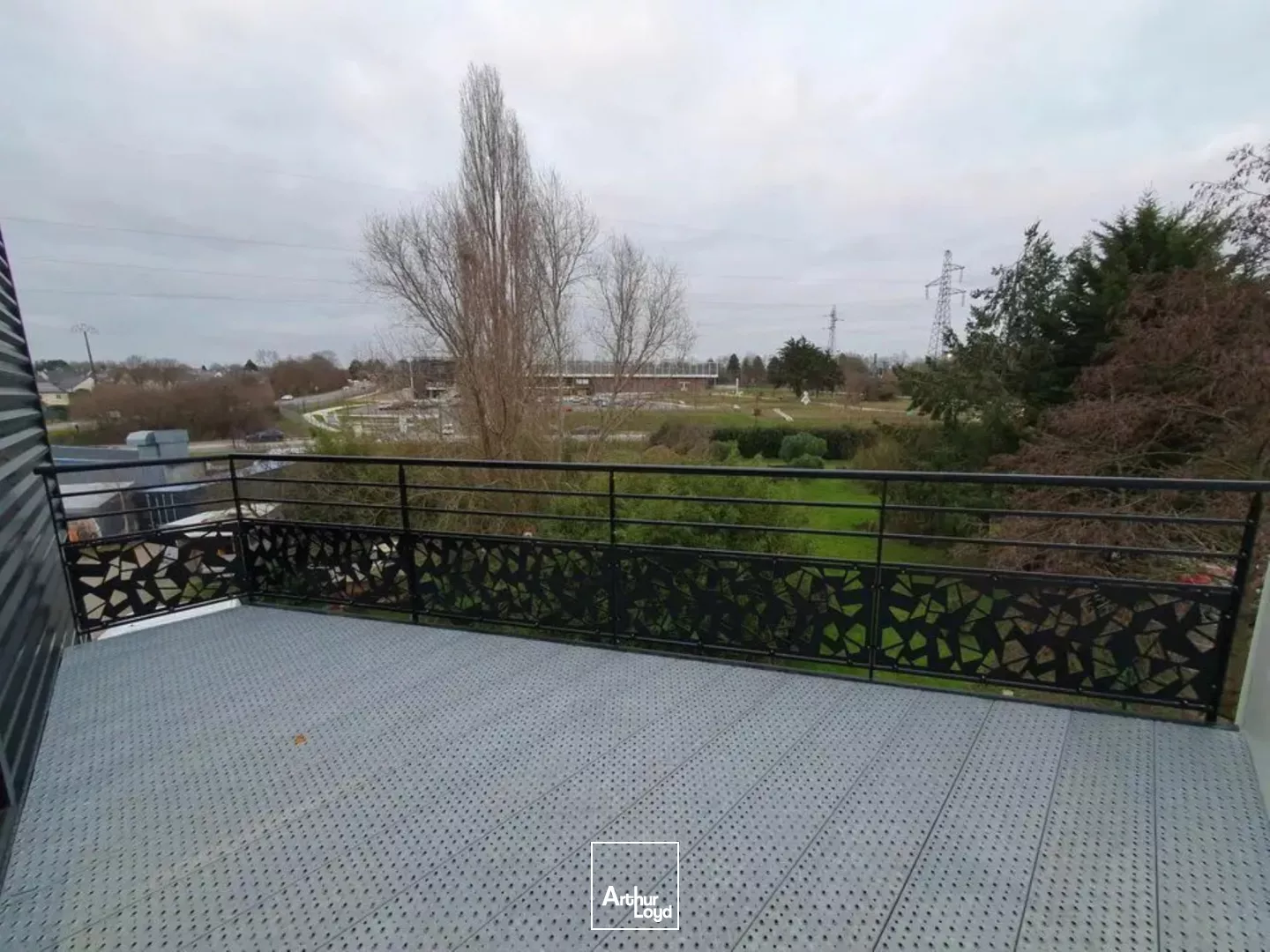 BUREAUX NEUFS-260 m²-LA CHAPELLE SUR ERDRE-PROCHE PÉRIPHÉRIQUE