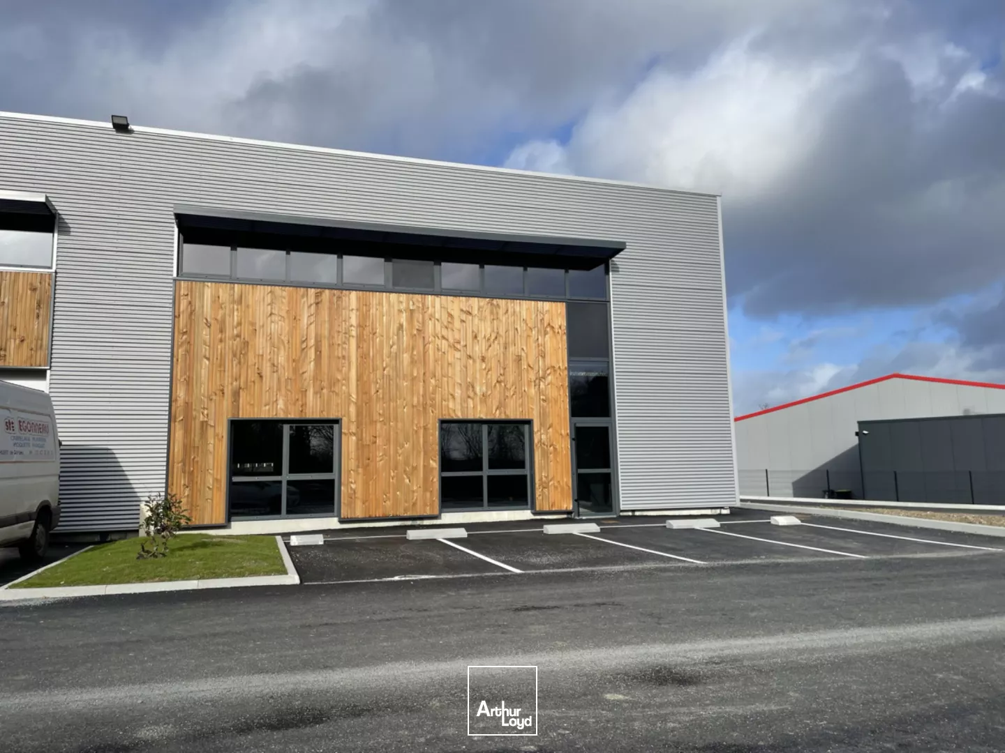 LOCAL - PARC - ACTIVITE - NEUF - VERTOU - BASSE - GOULAINE