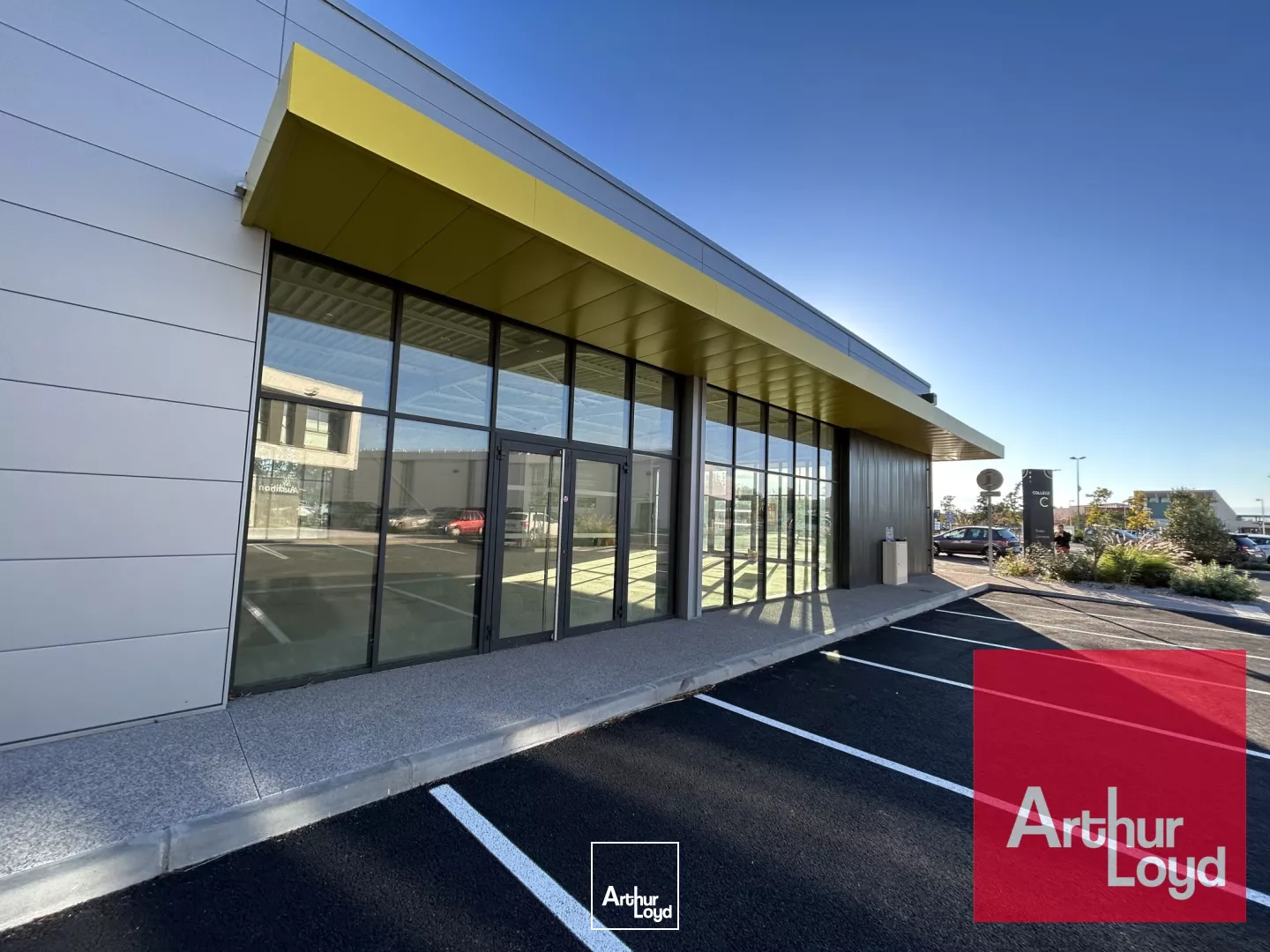 Locaux commerciaux à louer