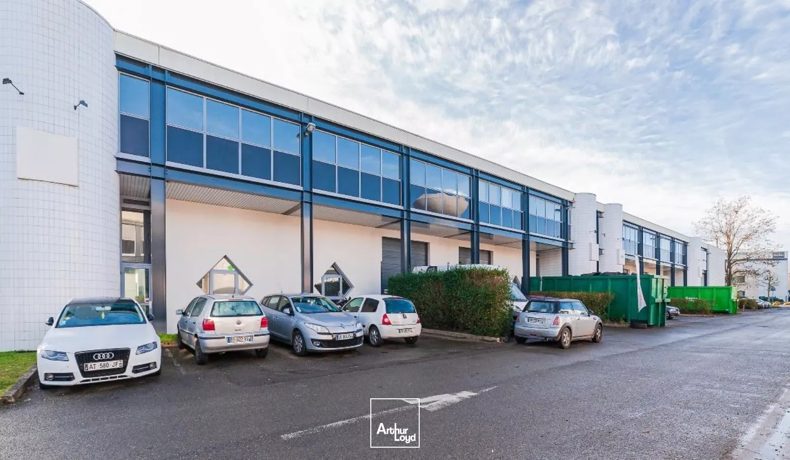 LOCAUX D'ACTIVITES - ZA TRAPPES ELANCOURT