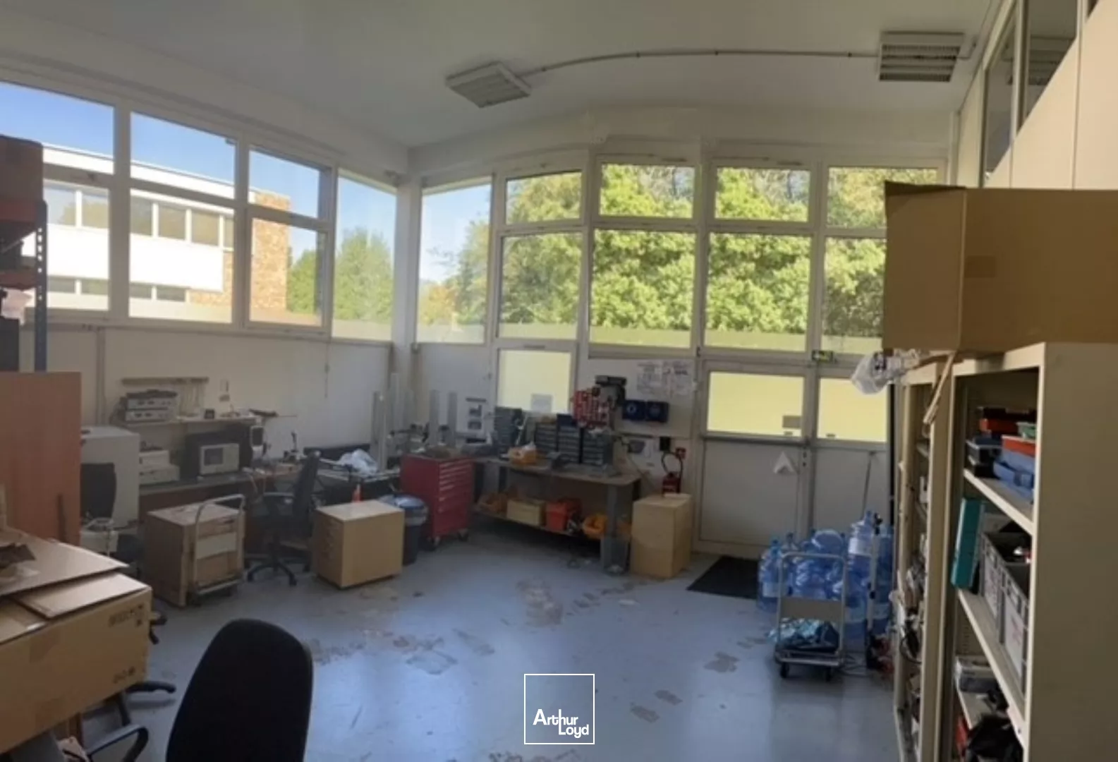 Bureaux à vendre ou à louer à BIEVRES 91570