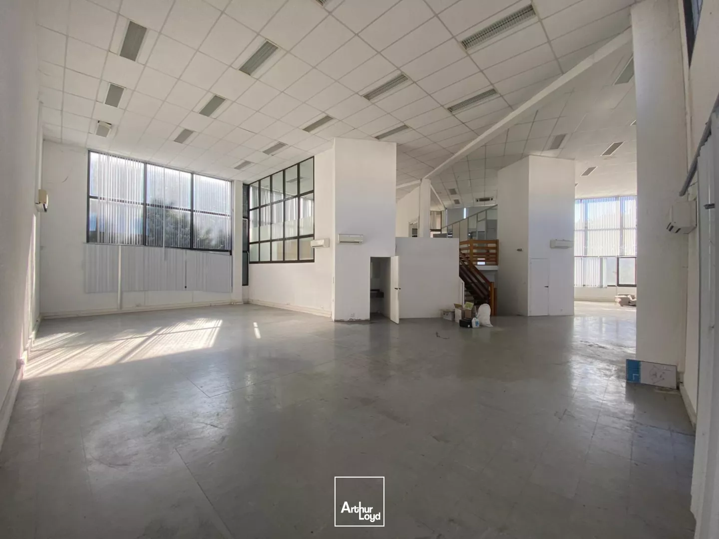 Bureaux à louer - Proximité ZA Les Paluds - Gémenos