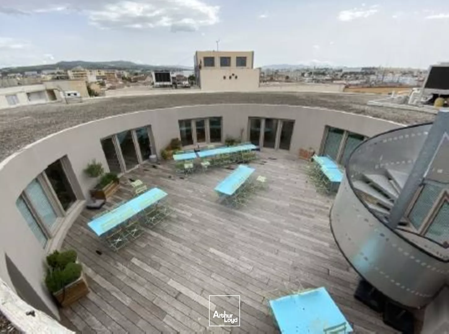 Bureaux à louer - 13002 Marseille