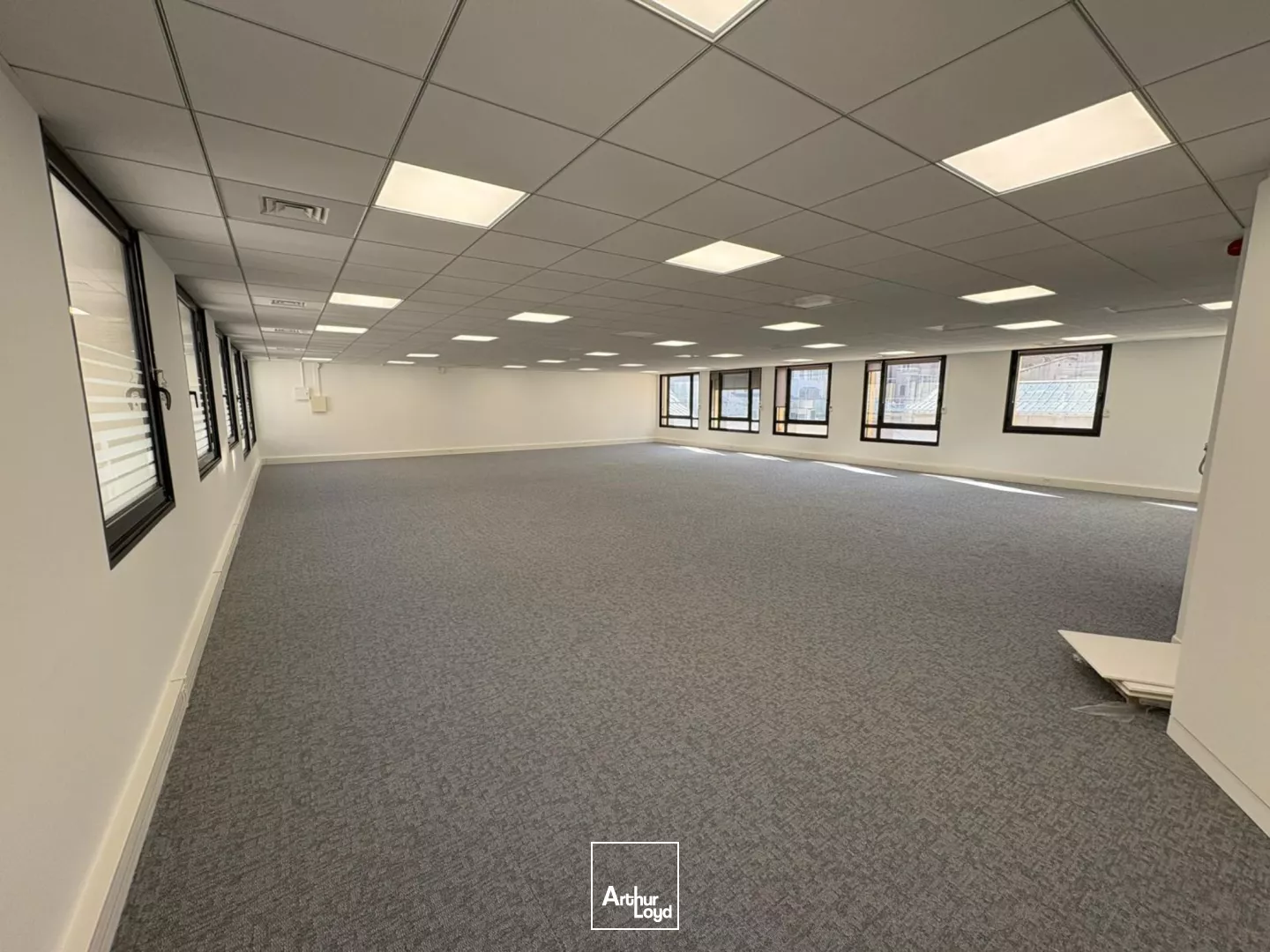 Bureaux rénovés à louer - Centre-ville / Vieux-Port - 13001 Marseille