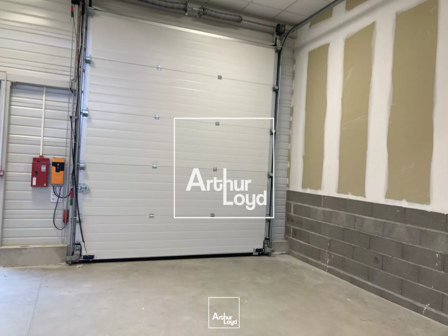 LOCAL D'ACTIVITE A LOUER ESCALQUENS