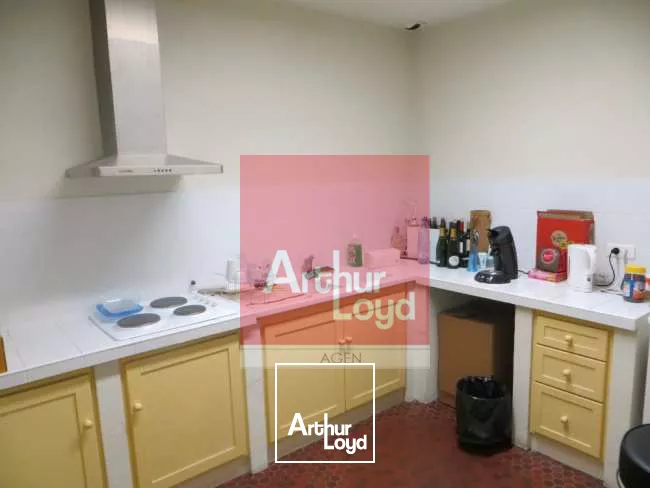 Immeuble de Bureaux Tonneins 1624 m2