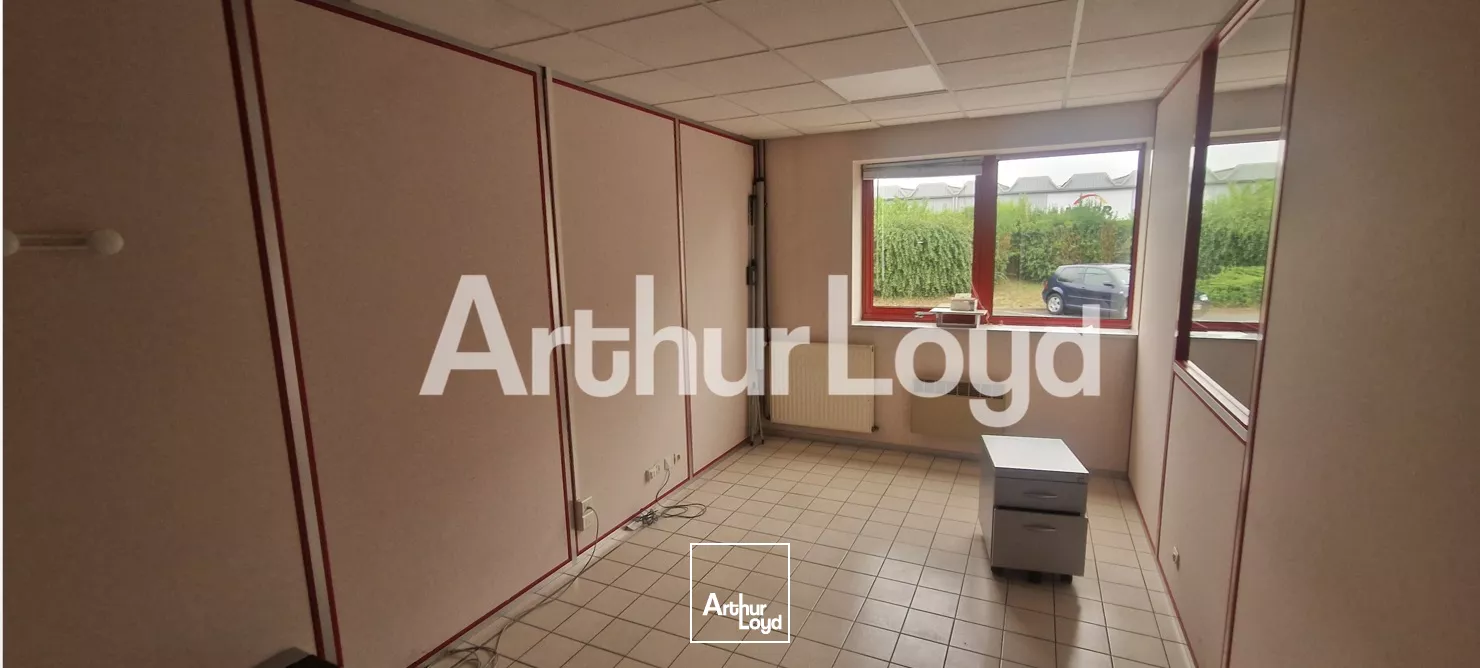 Entrepôt - Emplacement stratégique - GRENTHEVILLE