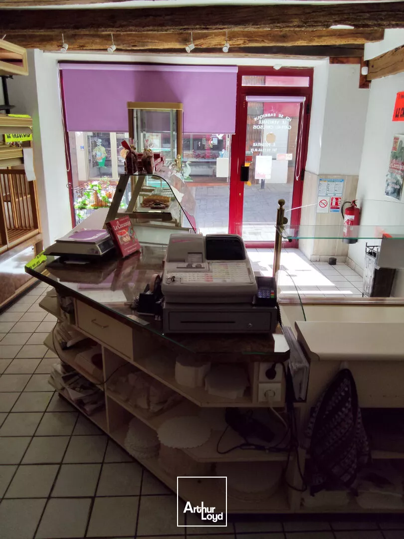 À VENDRE - FONDS DE COMMERCE BOULANGERIE/PÂTISSERIE + LOGEMENT DE FONCTION en location- CREUSE (23) 160 m²
