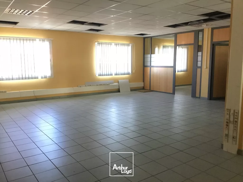 Bureaux Centre Cayenne 690 m2
