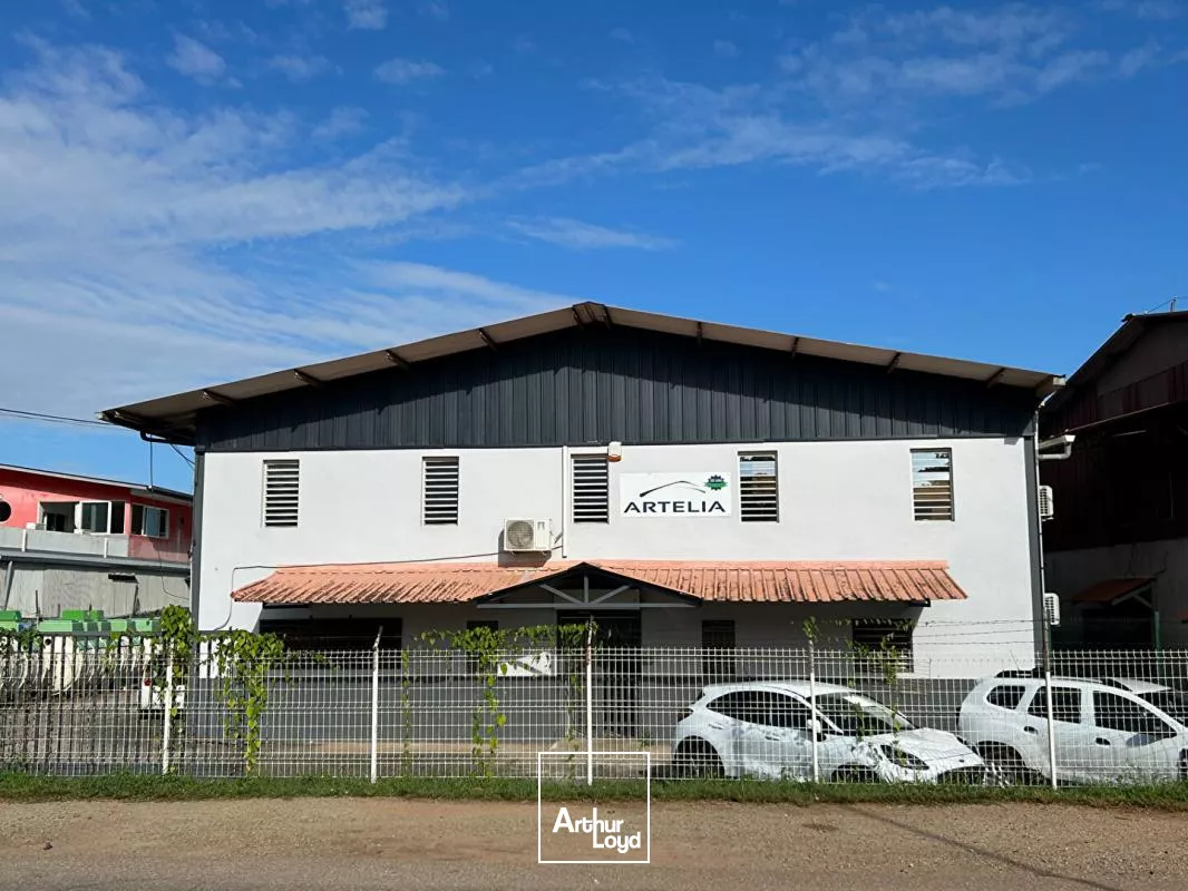 A louer Bureaux Cayenne 80 m2