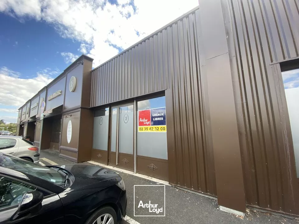 A LOUER - LOCAL COMMERCIAL 100m2 - HARFLEUR