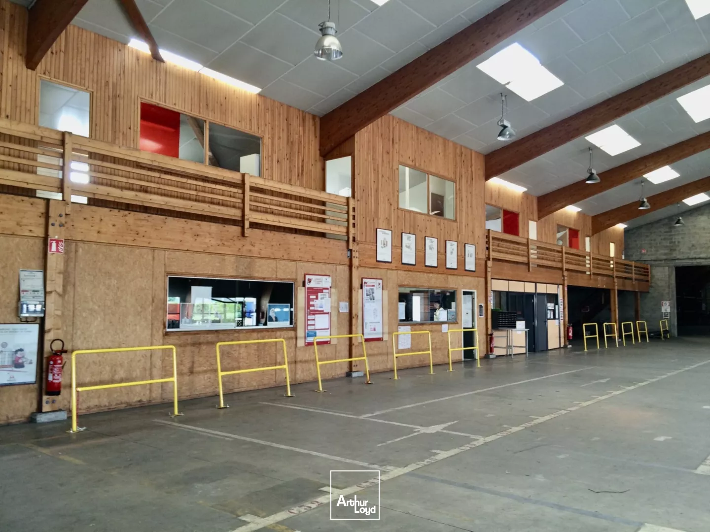 Locaux d'activité à louer à SAINT ETIENNE DU ROUVRAY 76800