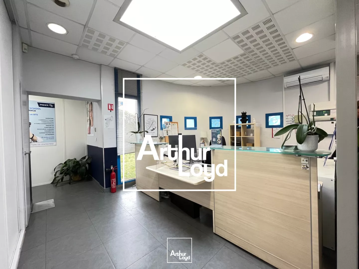 IMMEUBLE TERTIAIRE INDEPENDANT DE 880 M² ERP ET PMR A LOUER - MONTPELLIER MILLENAIRE / PARKING PRIVATIF