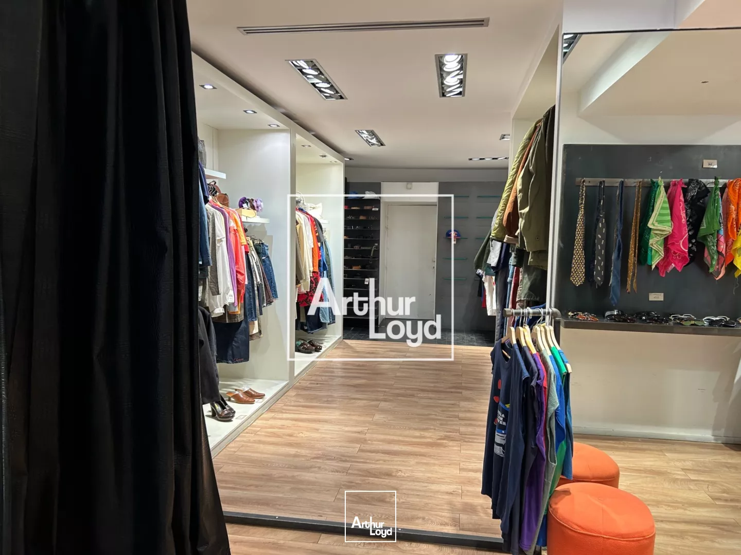 Local commercial à louer Montpellier Écusson - Emplacement stratégique avec réserve