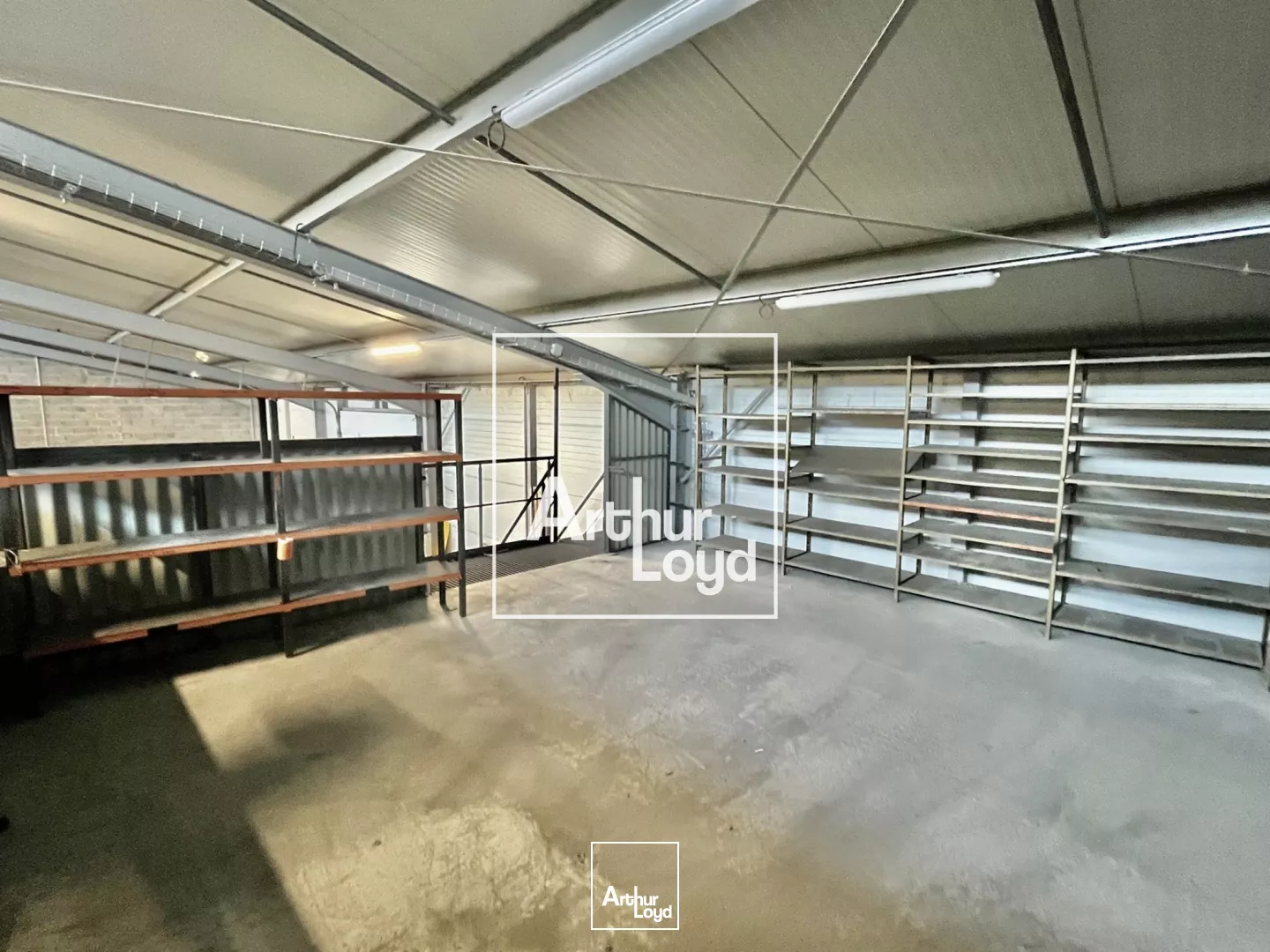 LOCAL D'ACTIVITÉ - À LOUER - TOURNEFEUILLE