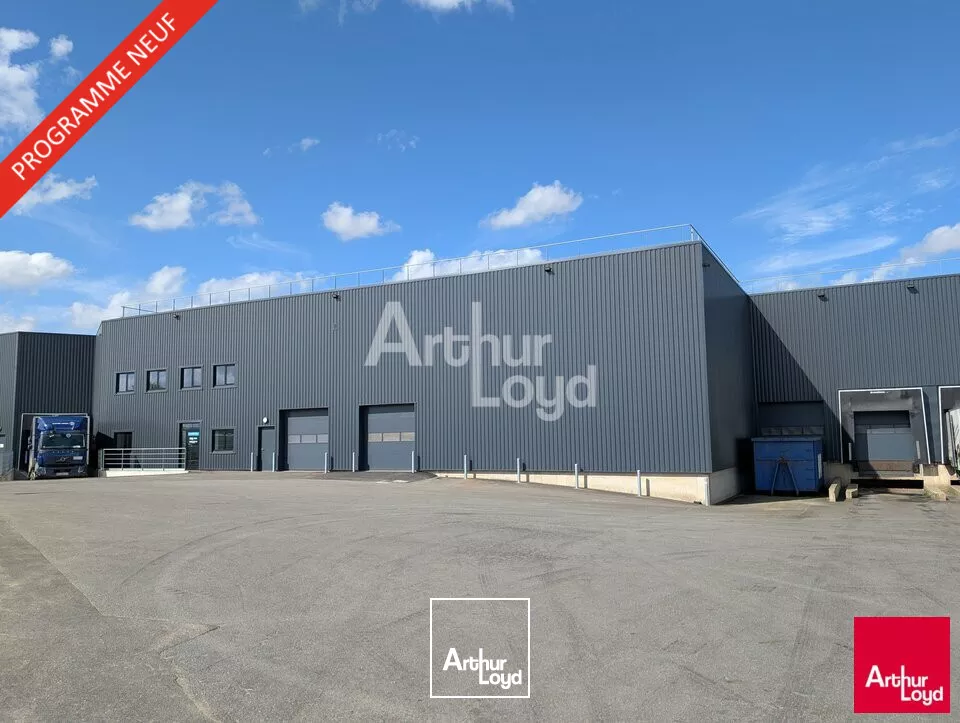 OUEST DE RENNES - LOCAL D'ACTIVITE NEUF - GRAND VOLUME AVEC 1 QUAI