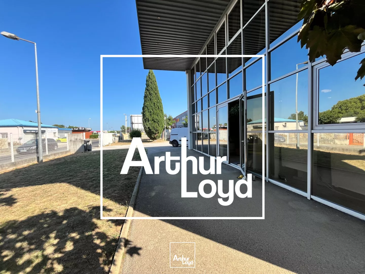 Exclusivité Arthur Loyd - Bureaux et Entrepôt 600 m² à louer : Zone Euro 2000 Caissargues.