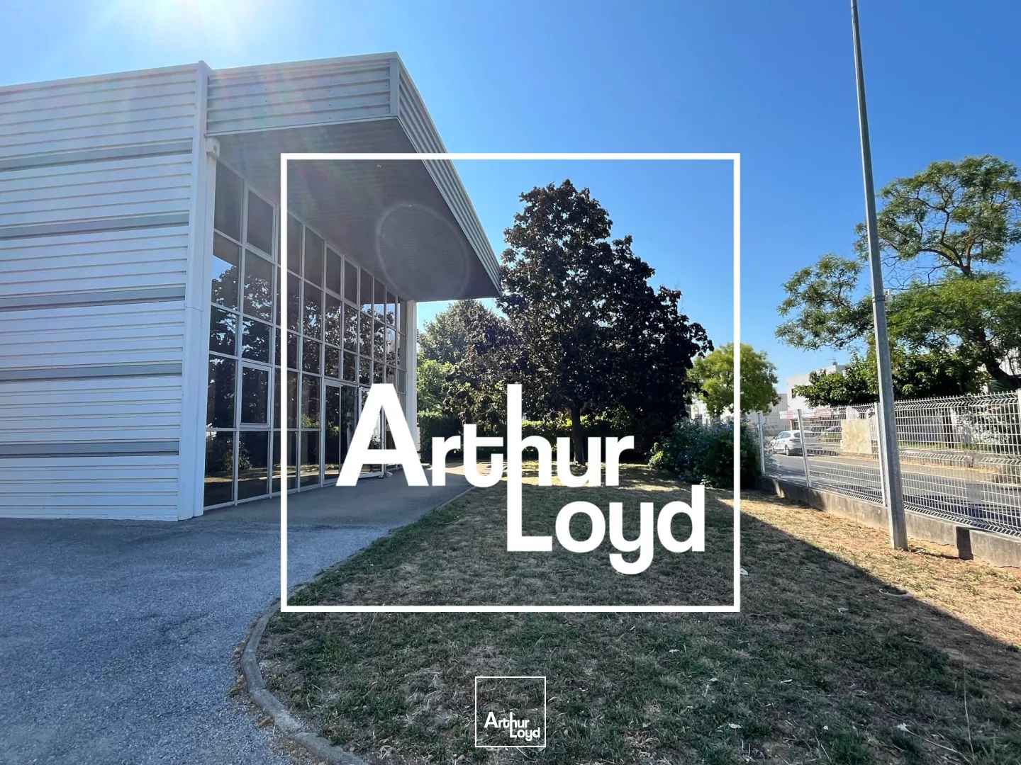 Exclusivité Arthur Loyd - Bureaux et Entrepôt 600 m² à louer : Zone Euro 2000 Caissargues.