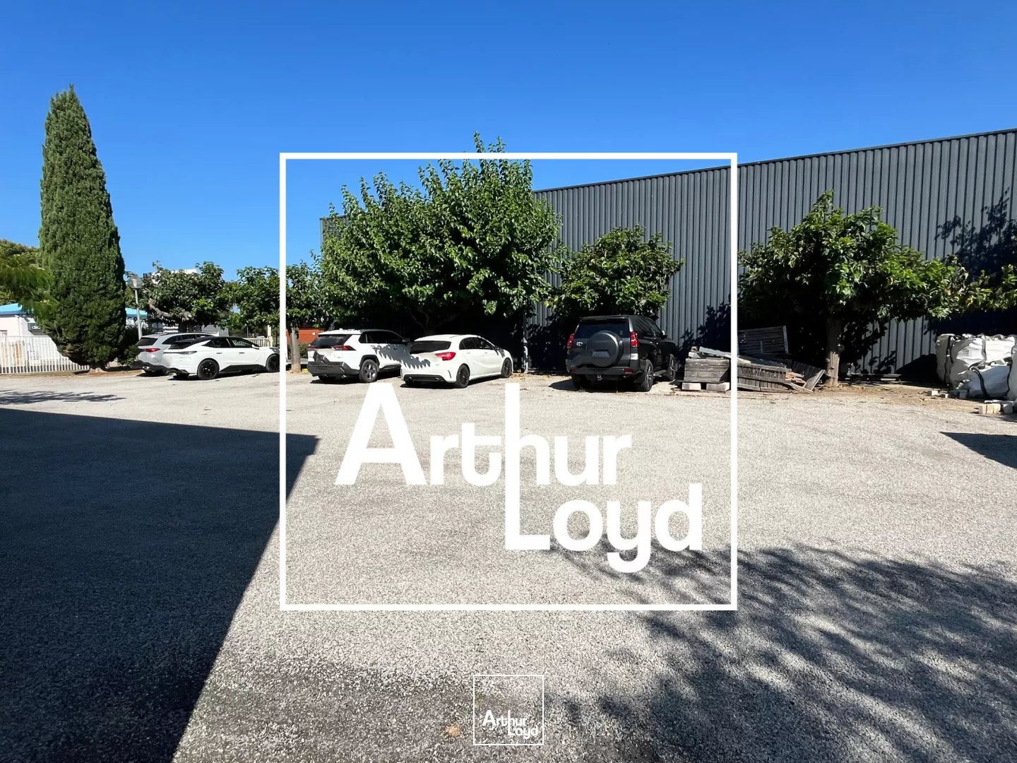 Exclusivité Arthur Loyd - Bureaux et Entrepôt 600 m² à louer : Zone Euro 2000 Caissargues.