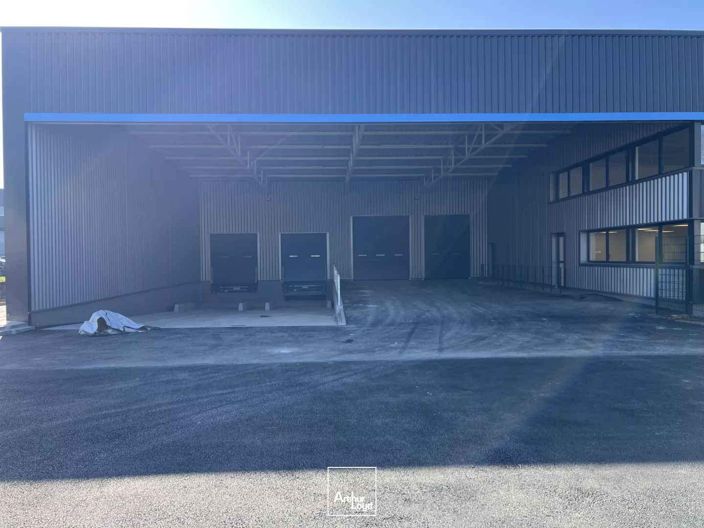 Entrepôts à louer à LE BLANC MESNIL 93150