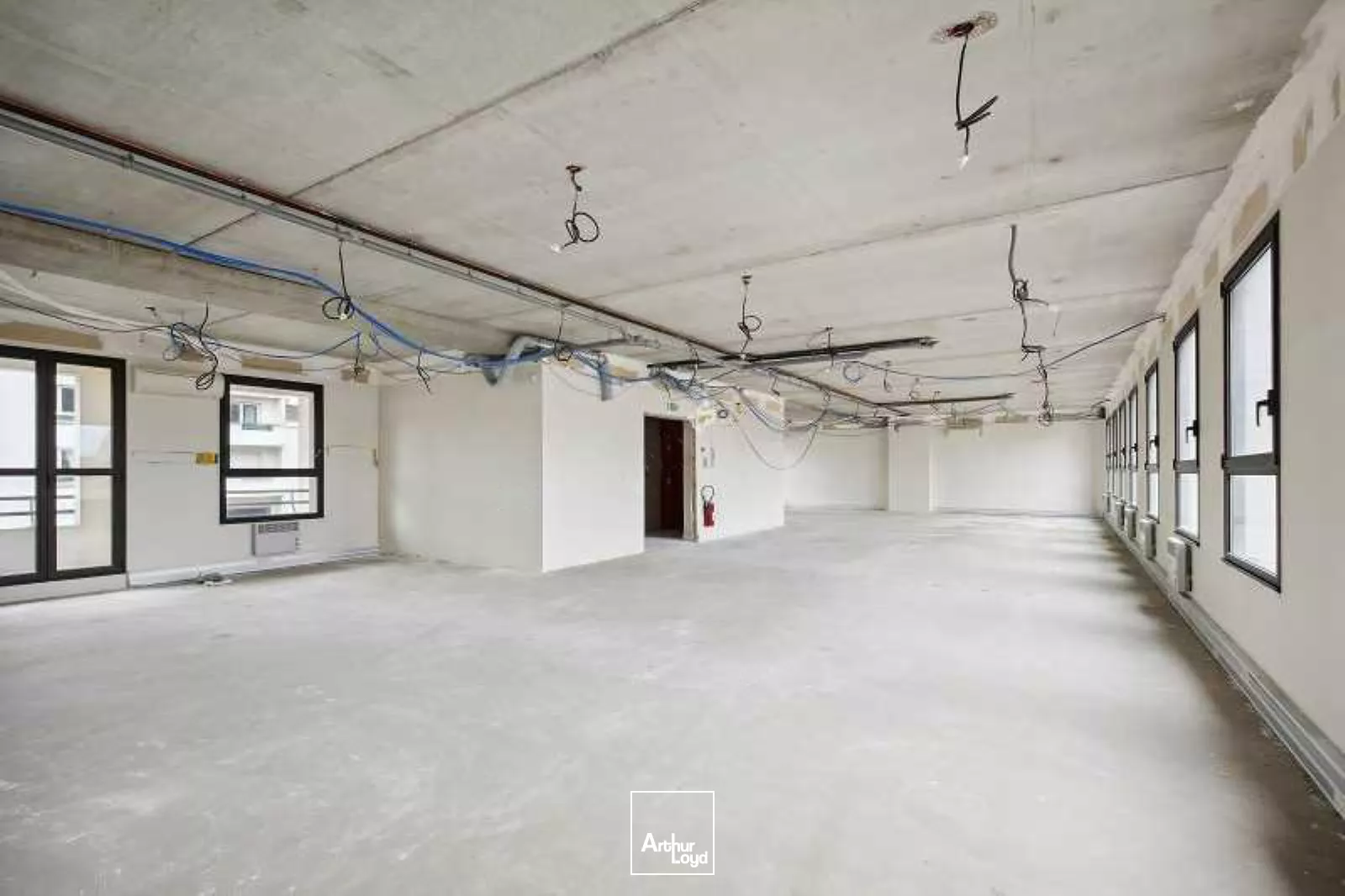 Immeuble mixte bureaux / logement à restructurer