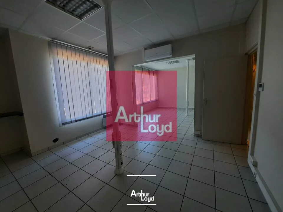 ISSOIRE A VENDRE LOCAL ACTIVITE 880 M² - PARCELLE 2774 M²