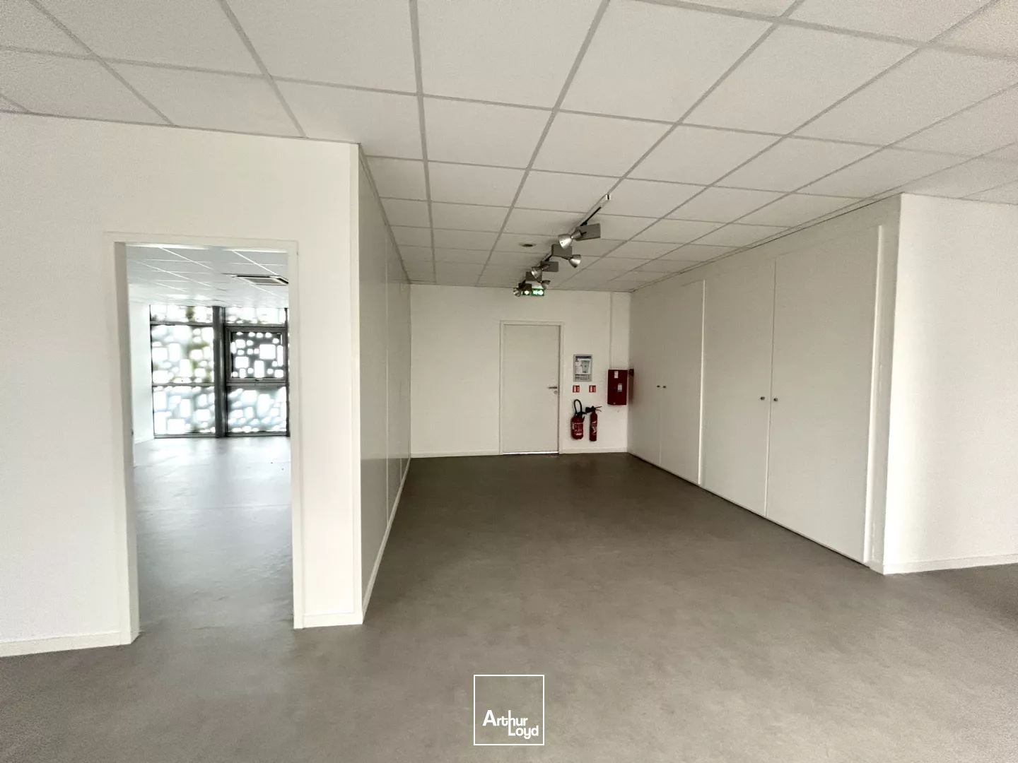 900 m² de bureaux à louer au pied du tram A à Mérignac Chemin Long